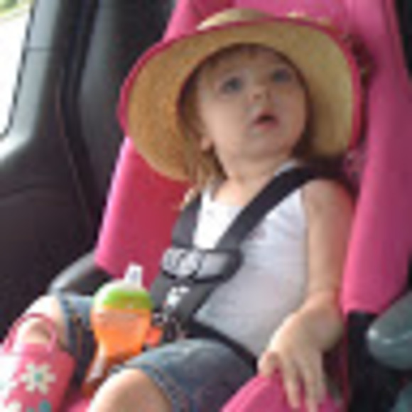 Meet your Posher, Nikki - Picture 1 of 1